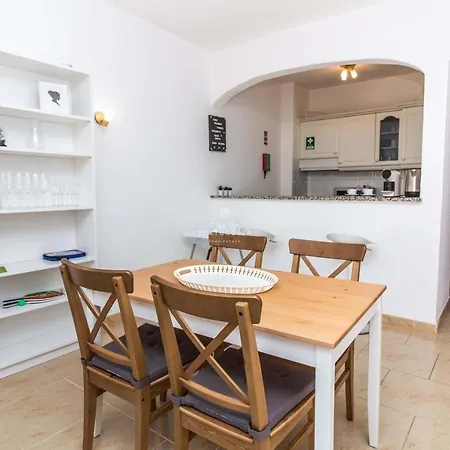Andalucia Apartment *